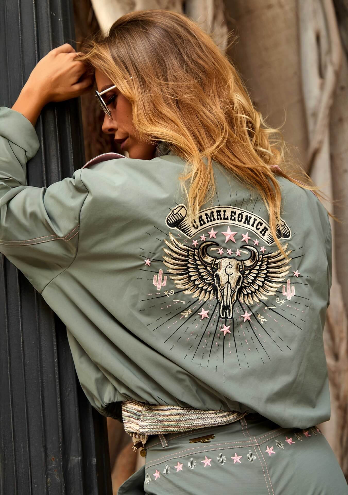 Cazadora Quetzal Camaléonica By Capriche Madreselva Moda