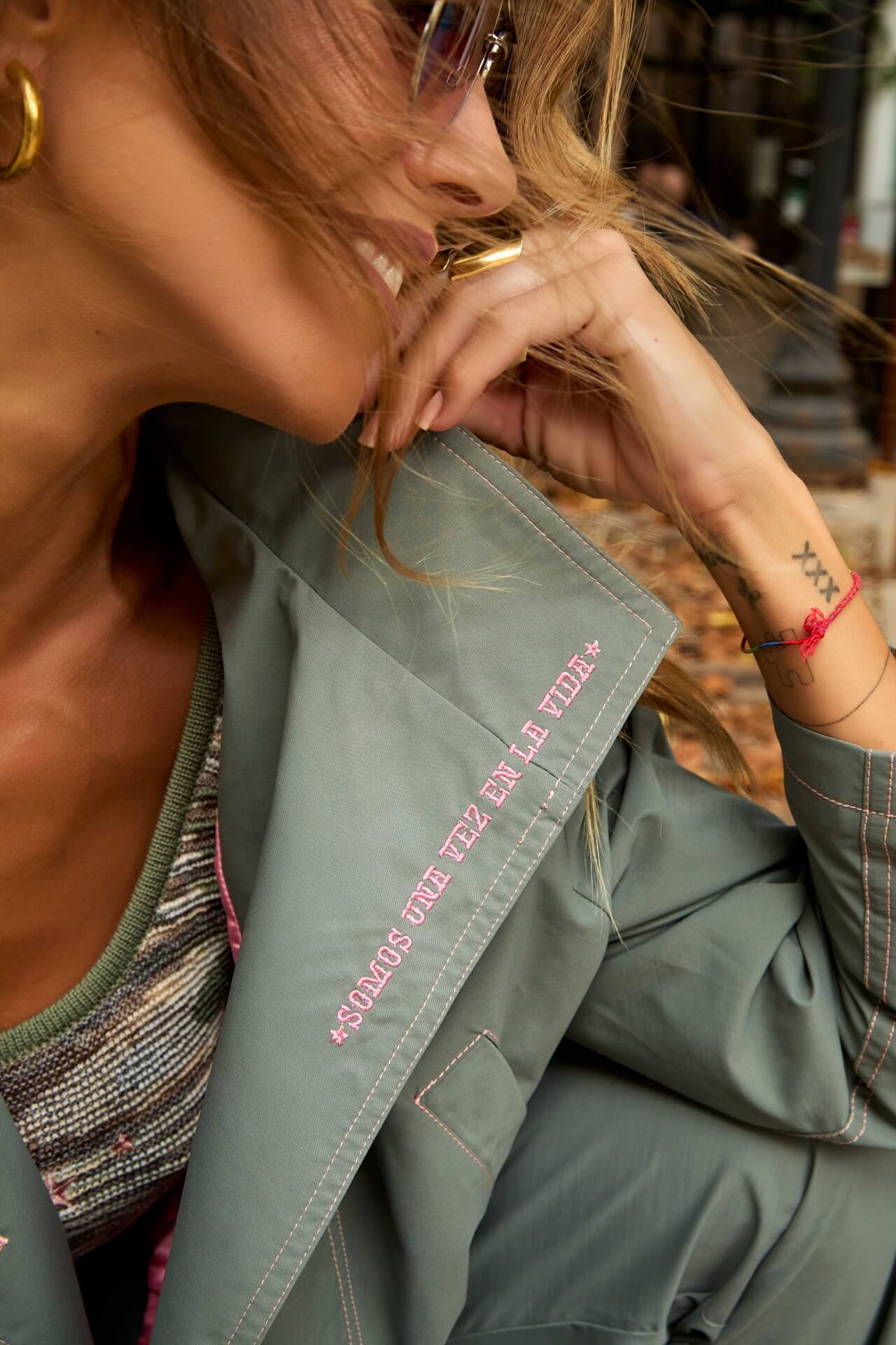 Cazadora Quetzal Camaléonica By Capriche Madreselva Moda